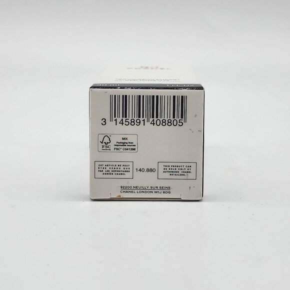 CHANEL N°1 DE CHANEL Red Camellia Revitalizing Serum | 30ml 1 fl oz - Picture 3 of 3